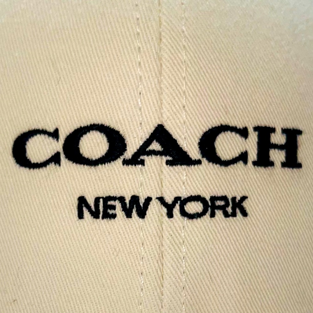 NWT COACH Embroidered Baseball Hat In The Color Chalk. This Is A Size M/L. - Picture 4 of 12